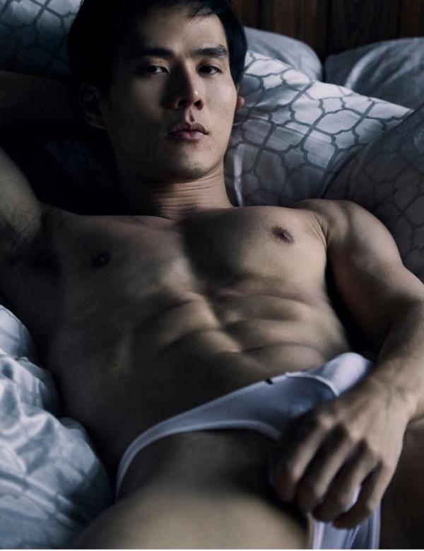 AWESOME-MEN-5--Prinzzer